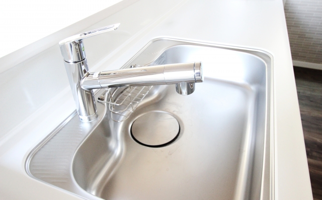 新しいキッチンのシンク